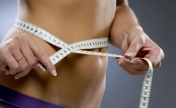 След като свалите 7 кг за седмица благодарение на диети и упражнения, можете да постигнете грациозни форми. 
